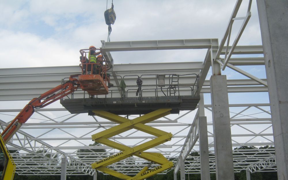 Montaż dachu w Namysłowie