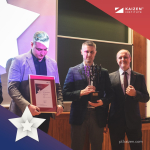 Od lewej: Mateusz Gorlowski, Koordynator ds. Lean, Krzysztof Podeszwa, Dyrektor Operacyjny i Bartłomiej Rozpęda – Dyrektor fabryki NM w Namysłowie